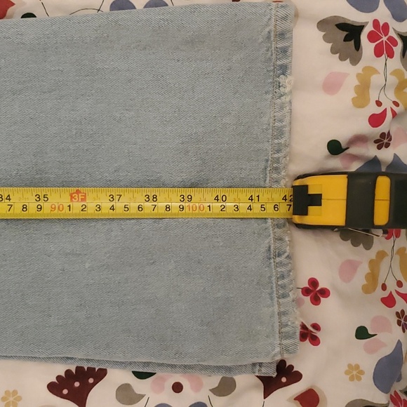 FIORUCCI women's jeans, waist 29, length 31, light blue wash, high rise, flared. - Picture 10 of 14